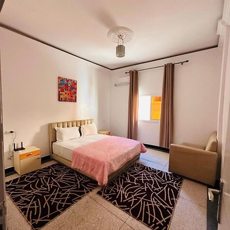 אוארצאצטה Hostel & Rooms City Center מראה חיצוני תמונה
